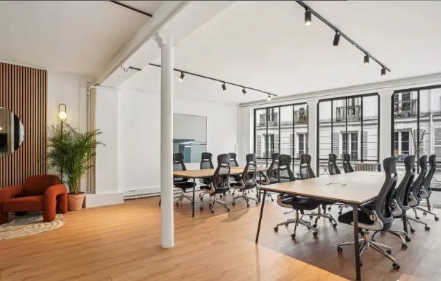 29 Rue Des Petites Ecuries, Paris à louer - Photo de l’immeuble – Image 3 sur 10