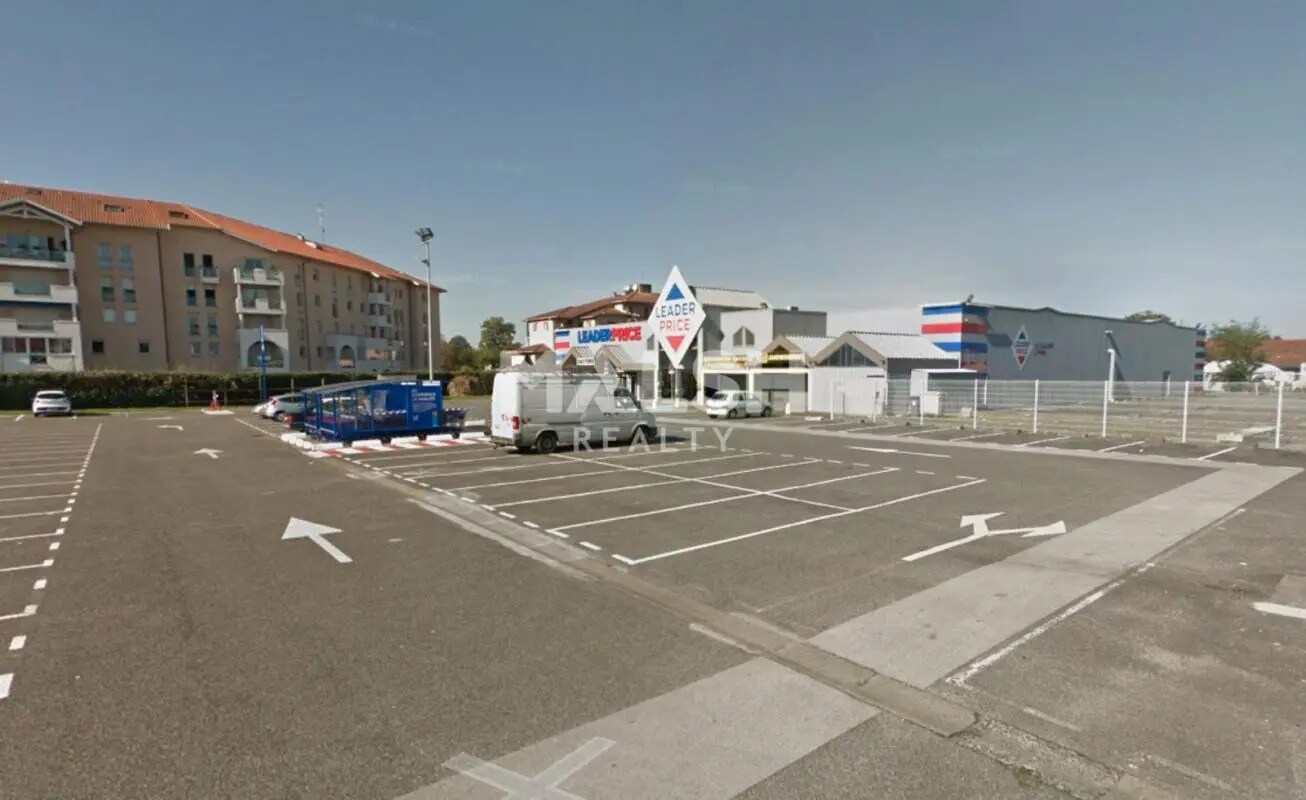 12 Avenue Du Sablar, Dax à louer Photo de l’immeuble– Image 1 sur 3