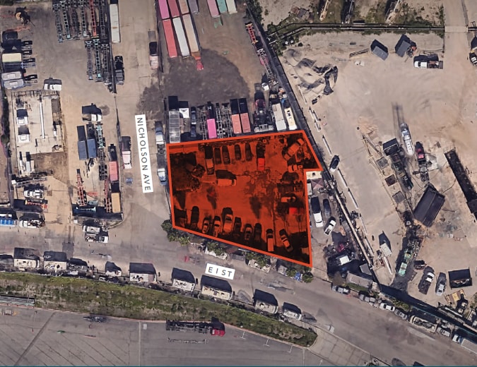 902 Nicholson Ave, Wilmington, CA à louer - Photo de l’immeuble – Image 2 sur 4