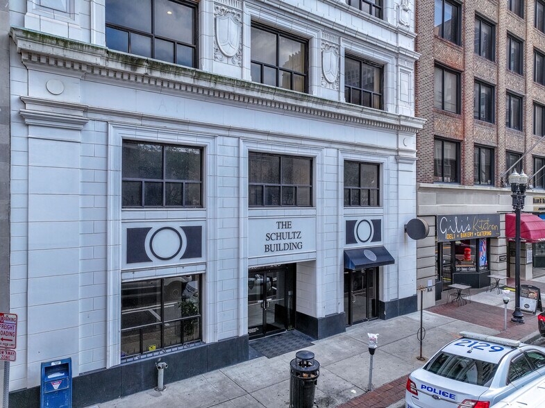 118-120 W Adams St, Jacksonville, FL à louer - Photo de l’immeuble – Image 3 sur 29