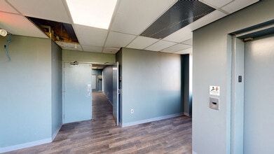 2000-2009 Elmwood Ave, Sharon Hill, PA à louer Numérisation 3D Matterport– Image 1 sur 6