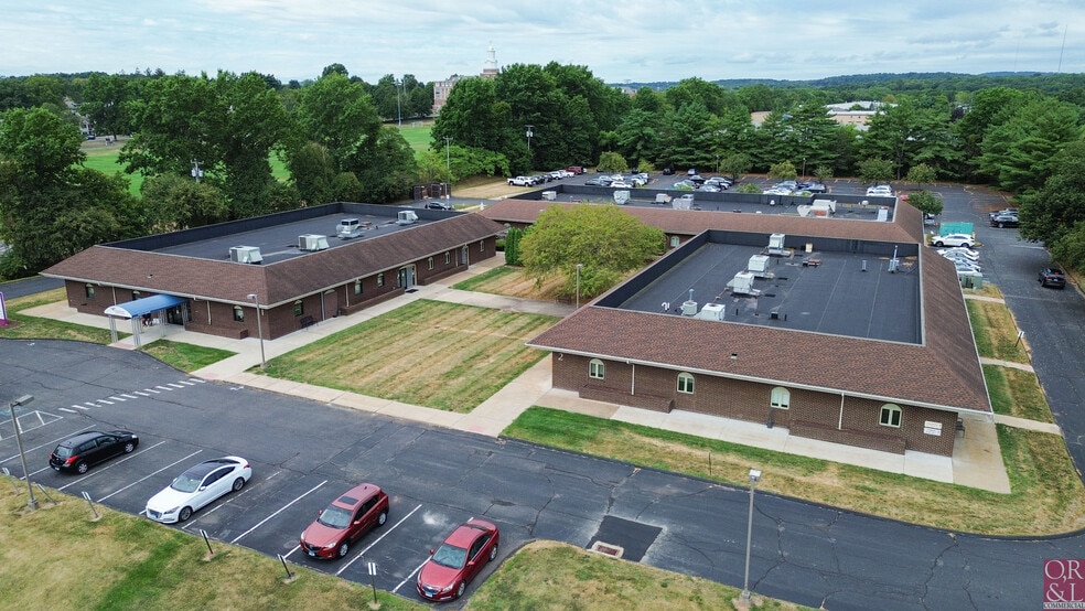 505 Willard Ave, Newington, CT à louer - Photo de l’immeuble – Image 2 sur 3