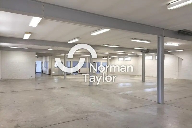 Local d’activités dans Béziers à louer Photo intérieure– Image 1 sur 7