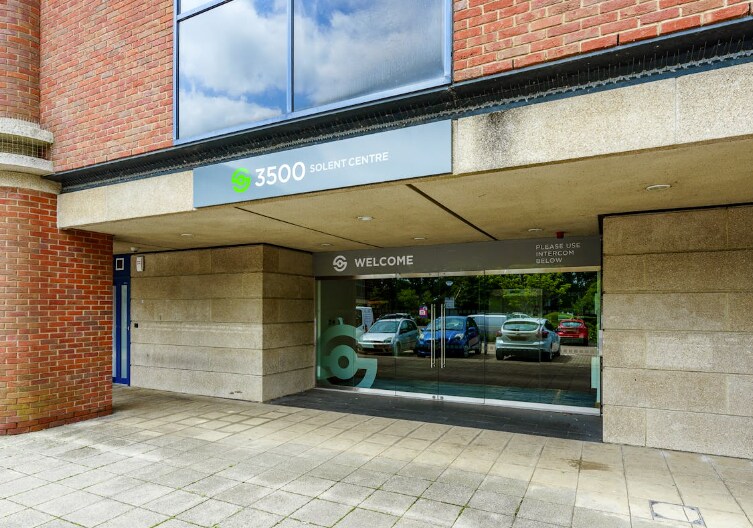 3500 Parkway, Fareham à louer - Photo de l’immeuble – Image 3 sur 19