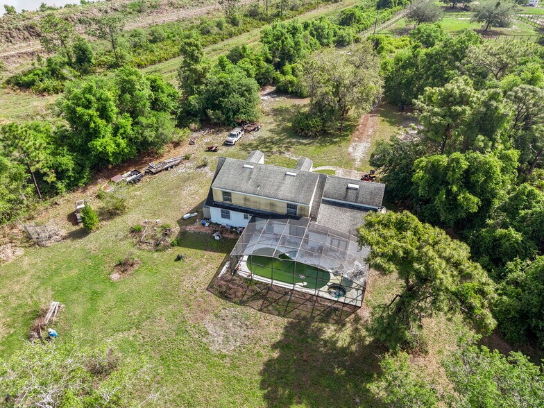 4385 Boggy Creek Rd, Kissimmee, FL à vendre - Photo de l’immeuble – Image 3 sur 23