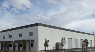 Plus de détails pour 930-938 Empire Mesa Way, Henderson, NV - Industriel/Logistique à louer