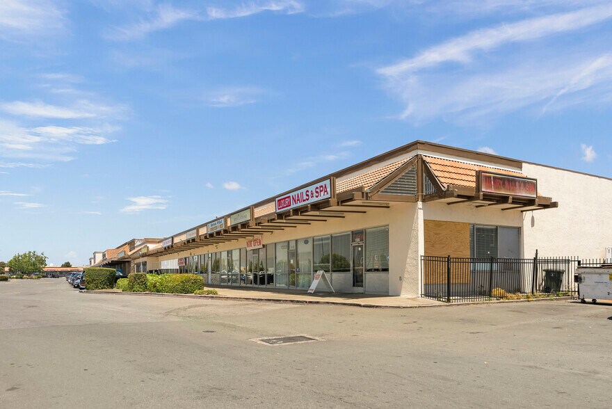 3612-3672 Sonoma Blvd, Vallejo, CA à vendre - Photo de l’immeuble – Image 2 sur 9