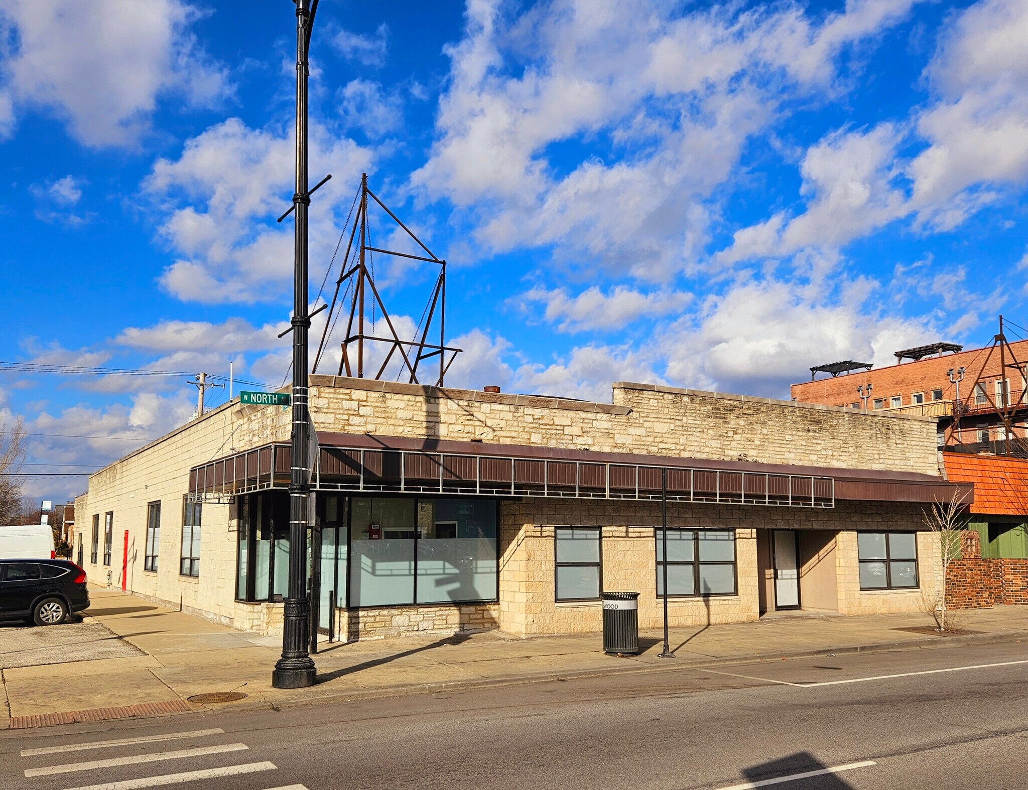 6924 W North Ave, Chicago, IL à vendre Photo principale– Image 1 sur 4