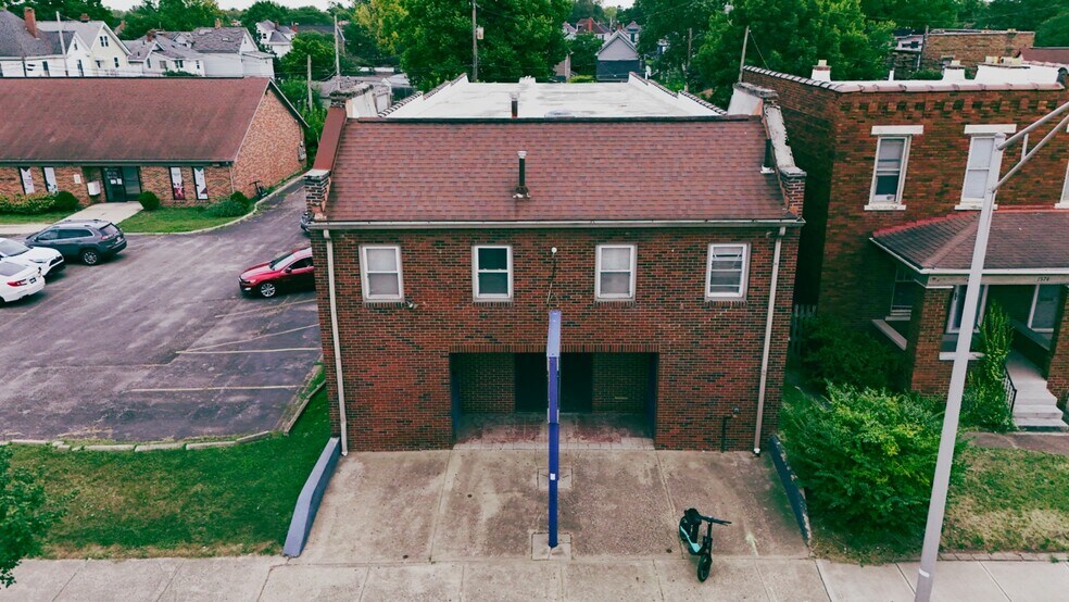 1570 S High St, Columbus, OH à vendre - Photo de l’immeuble – Image 2 sur 13