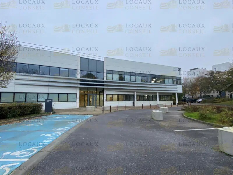 Bureau dans Cergy à louer Photo principale– Image 1 sur 6