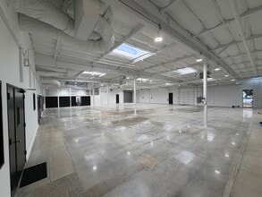 3025 Stender Way, Santa Clara, CA à louer Photo intérieure– Image 2 sur 7