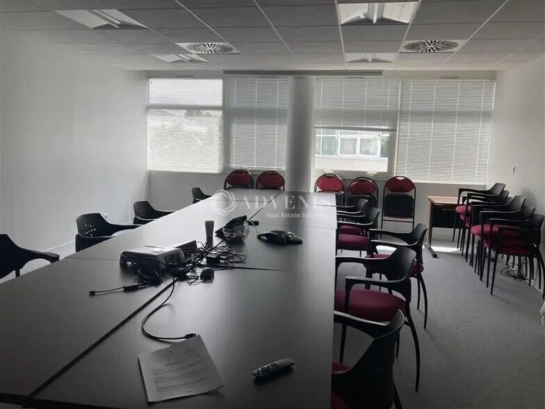 Bureau dans Tours à louer - Photo de l’immeuble – Image 3 sur 9
