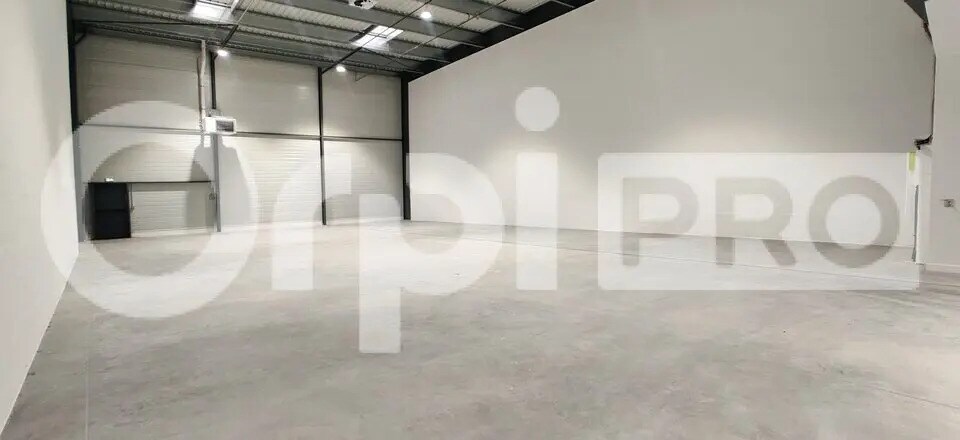 Local d’activités dans Corbeil-Essonnes à louer - Photo intérieure – Image 2 sur 10