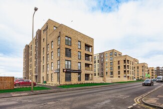Plus de détails pour 16 Margaret Thomson Crescent, Edinburgh - Logement à vendre