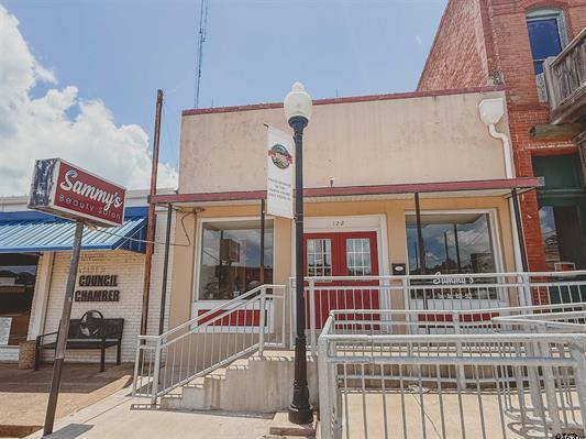 122 E Frank St, Grand Saline, TX à vendre Photo principale– Image 1 sur 11