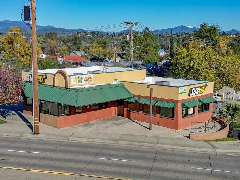 1950 Eureka Way, Redding, CA à vendre - Photo de l’immeuble – Image 3 sur 4
