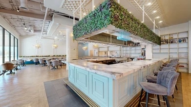 3011 Gulden Ln, Dallas, TX à louer Numérisation 3D Matterport– Image 1 sur 10