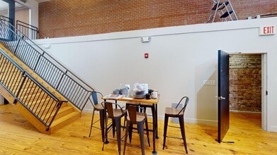 213 Fayetteville St, Raleigh, NC à louer Photo intérieure– Image 2 sur 14