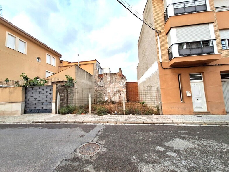 Terrain dans València, Valencia à vendre - Photo principale – Image 3 sur 8