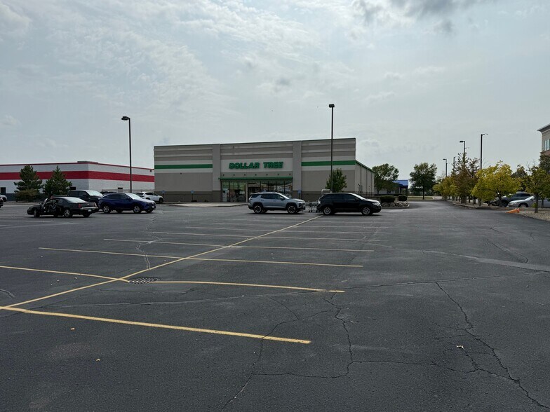 700 2nd St S, Waite Park, MN à vendre - Photo de l’immeuble – Image 2 sur 12