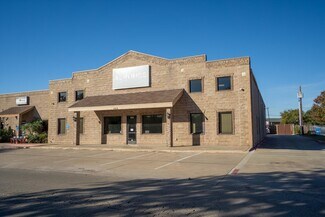 Plus de détails pour 209 S Shady Shores Dr, Lake Dallas, TX - Local d'activités à louer