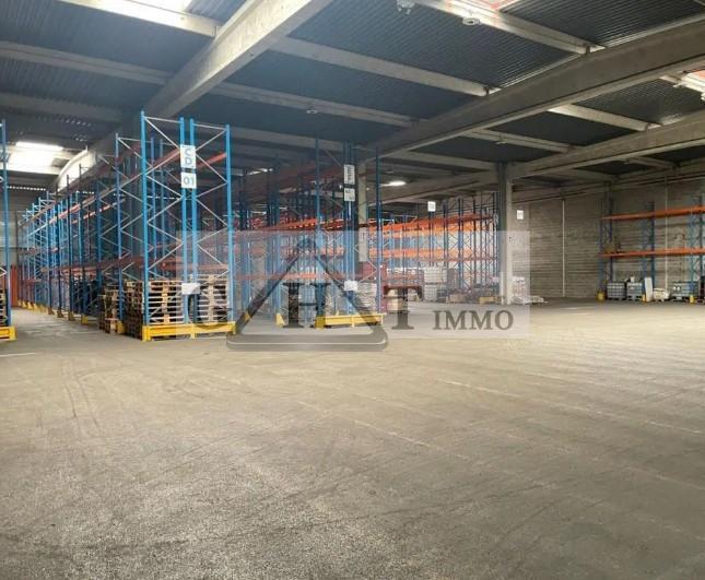 Industriel/Logistique dans Croissy-Beaubourg à vendre - Photo de l’immeuble – Image 3 sur 4