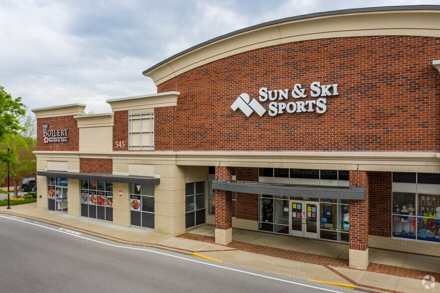 535-555 Cool Springs Blvd, Franklin, TN à louer - Photo de l’immeuble – Image 2 sur 12