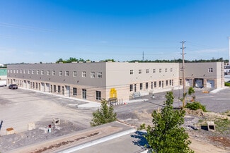 Plus de détails pour 1920 Merivale Rd, Nepean, ON - Industriel/Logistique à louer