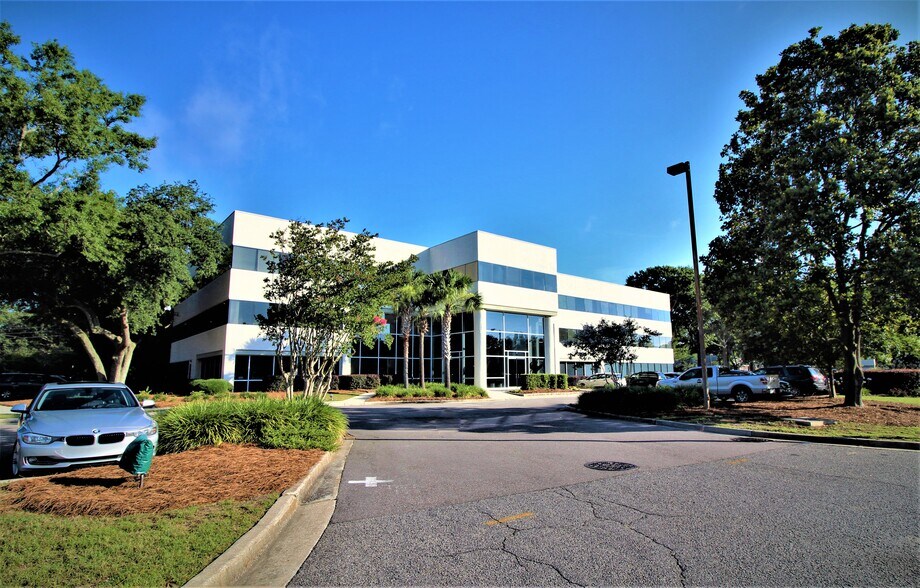 1180 Sam Rittenberg Blvd, Charleston, SC à vendre - Photo de l’immeuble – Image 3 sur 12