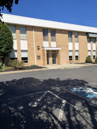 Plus de détails pour 842 State Rd, Princeton, NJ - Bureau/Local commercial à louer