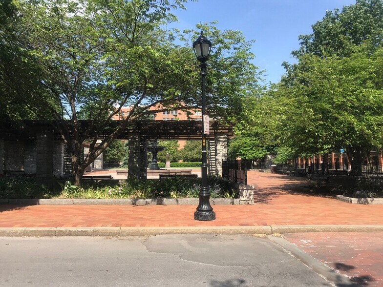 967 Clinton to Solar Street, Syracuse, NY à vendre - Photo de l’immeuble – Image 2 sur 5