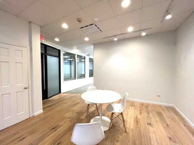 421-427 Sheridan Rd, Highwood, IL à louer - Photo de l’immeuble – Image 3 sur 8