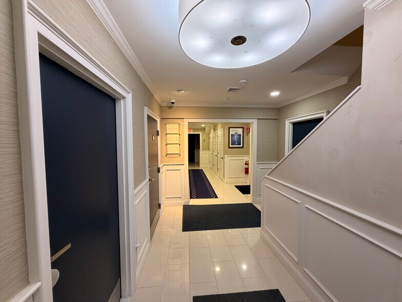 24 Battle St, Somers, CT à louer - Photo de l’immeuble – Image 3 sur 32