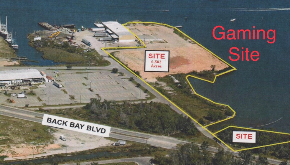 540 Bayview Ave, Biloxi, MS à vendre - Photo principale – Image 1 sur 10