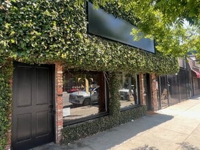 11352 Ventura Blvd, Studio City, CA à louer Photo de l’immeuble– Image 2 sur 2