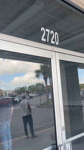 2620-2896 Tamiami Trl, Naples, FL à louer - Vidéo sur l’annonce professionnelle – Image 3 sur 16