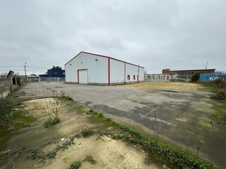Local d’activités dans Morlaix à louer Photo principale– Image 1 sur 13