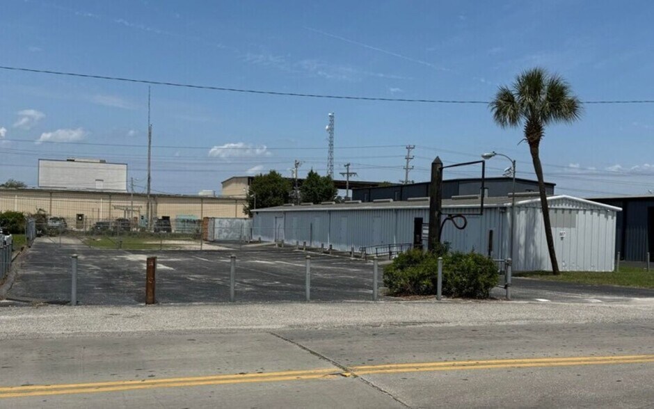807 Seaboard St, Myrtle Beach, SC à louer - Photo de l’immeuble – Image 1 sur 16
