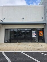 8595 Beach Blvd, Jacksonville, FL à louer Photo intérieure– Image 2 sur 6