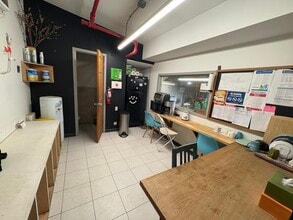 18 Bay St, Brooklyn, NY à louer Photo intérieure– Image 1 sur 17