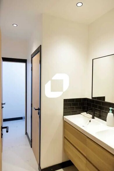 Bureau dans Malakoff à louer - Photo de l’immeuble – Image 3 sur 18