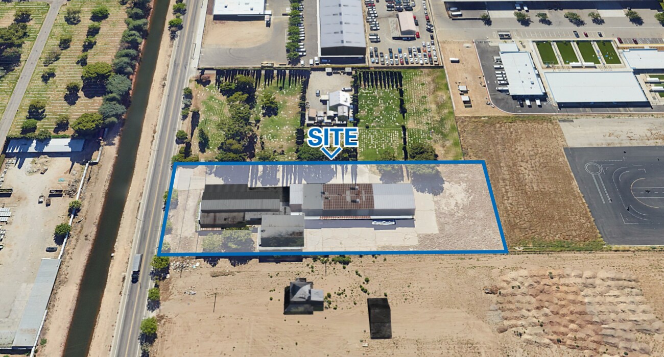 1521 W Nielsen Ave, Fresno, CA à louer Photo de l’immeuble– Image 1 sur 2