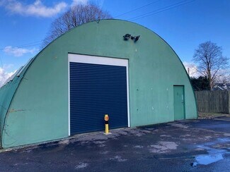 Plus de détails pour Kemble Airfield, Kemble - Bureau à louer