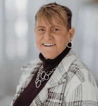 Lynne Kelly