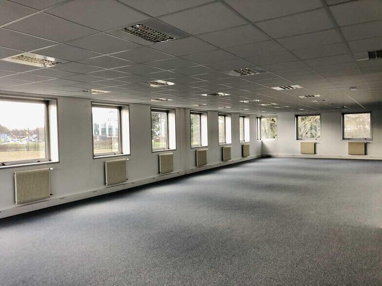 13 Rue De La Perdrix, Tremblay-en-France à louer - Photo de l’immeuble – Image 2 sur 11