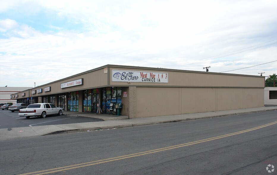 1701-1725 W Chapman Ave, Orange, CA à louer - Photo de l’immeuble – Image 3 sur 8