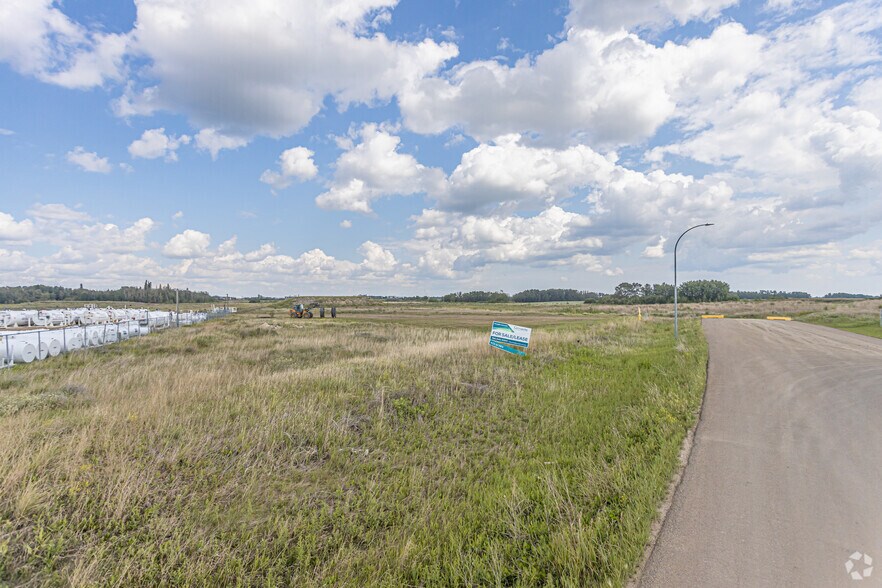 Manitoba Way, Spruce Grove, AB à vendre - Photo principale – Image 1 sur 3