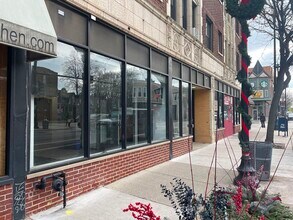 4601-4609 N Lincoln Ave, Chicago, IL à louer Photo de l’immeuble– Image 2 sur 5