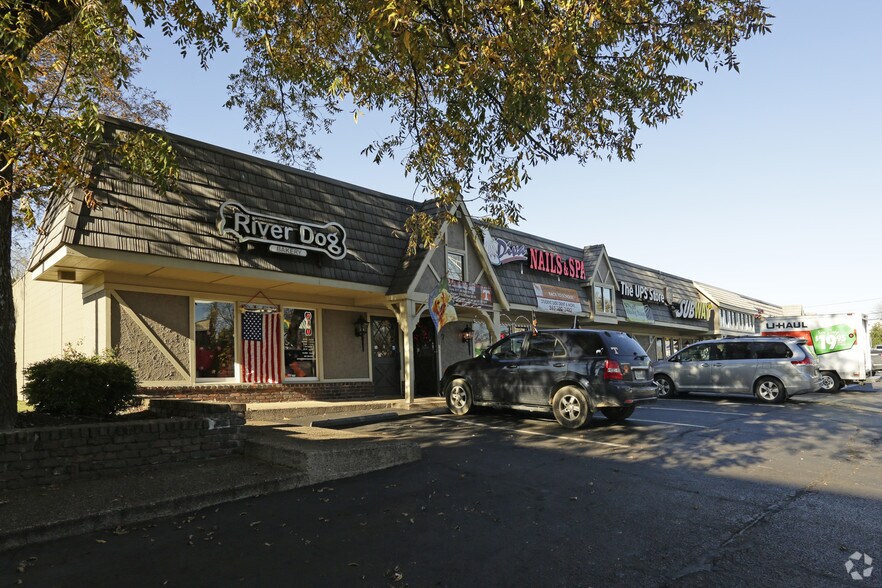 5201-5205 Kingston Pike, Knoxville, TN à louer - Photo principale – Image 1 sur 9