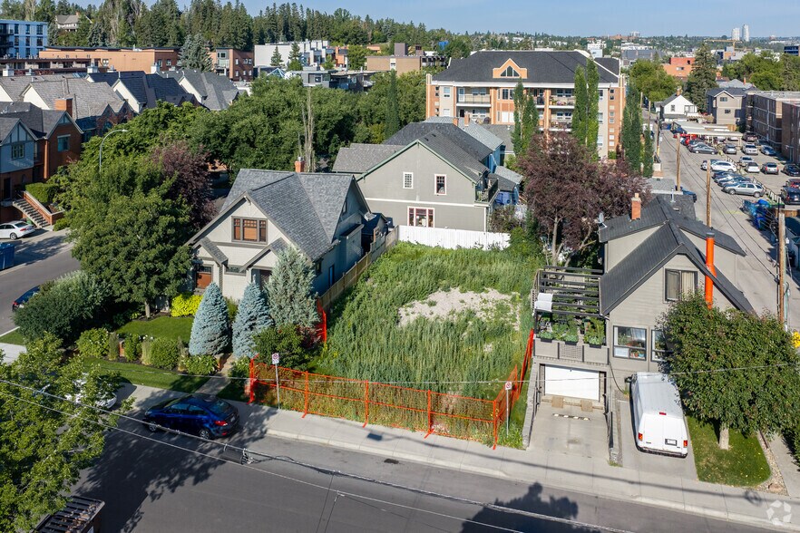 1813 7 St SW, Calgary, AB à vendre - Photo principale – Image 2 sur 2